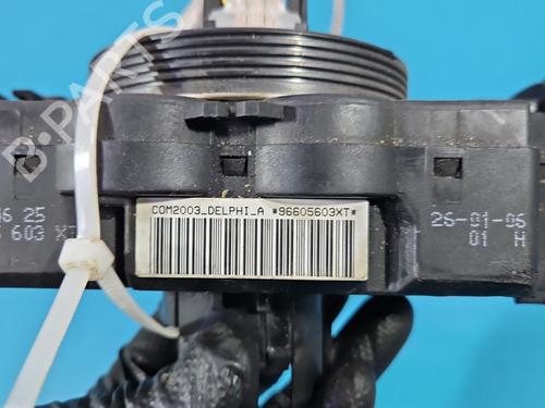 Steering column stalk PEUGEOT 807 (EB_) 2.0 16V | BP39587461I23 - Image 9