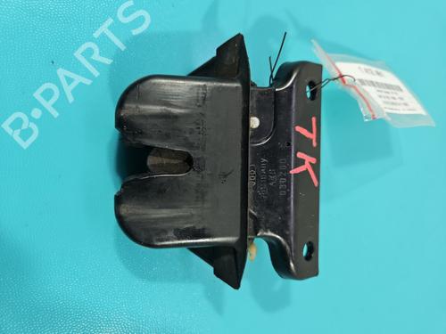 tailgate-lock-audi-a4-b5-8d2-1994-1995-1996-1997-1998-1999-2000-2001-37813705 main image