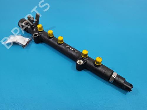 Used Injection rail Injection rail TOYOTA YARIS (_P1_) 1.4 D-4D (NLP10_, NLP10R) (75 hp) 40071569 40071569
