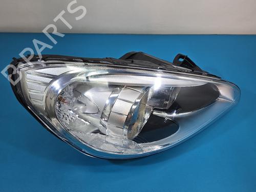 Right headlight VOLVO S60 II (134) | BP38774770C29 - Image 3