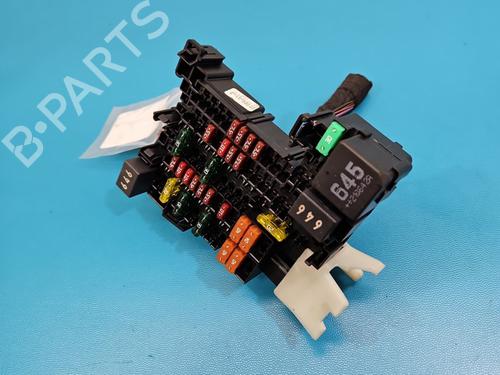 Used Fuse box Fuse box 37836931 37836931