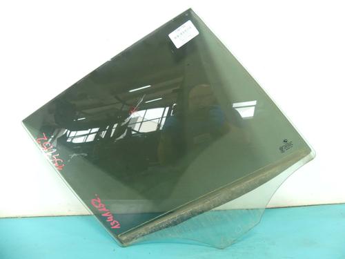 rear-right-door-window-bmw-x1-e84-2009-2010-2011-2012-2013-2014-2015-37809407 main image
