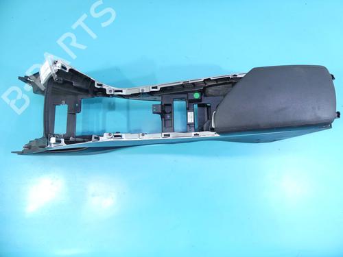 Armrest / Center console HYUNDAI i40 I CW (VF) | BP37804821I20 - Image 2