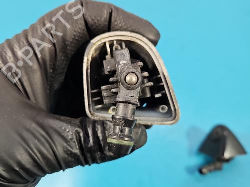 Headlight washer BMW X5 (E53) 4.4 i | BP38536766E17 - Image 4
