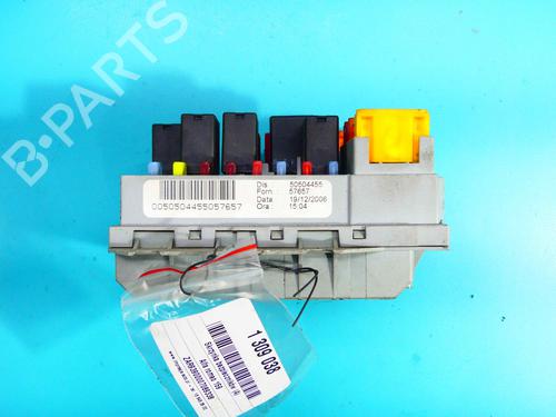 Fuse box ALFA ROMEO 159 (939_) 1.9 JTDM 16V (939AXF1B, 939AXC1B) | BP37807979E1  - Image 5