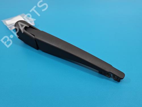 Used Rear windshield wiper arm Rear windshield wiper arm PEUGEOT 5008 II (MC_, MJ_, MR_, M4_) 2.0 BlueHDi 180 (MJEHZW, MJEHZR, MJEHZP) (177 hp) 40011857 40011857