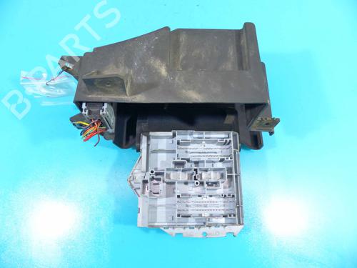 Fuse box OPEL INSIGNIA A Saloon (G09) 1.8 (69) | BP37883023E1 - Image 4
