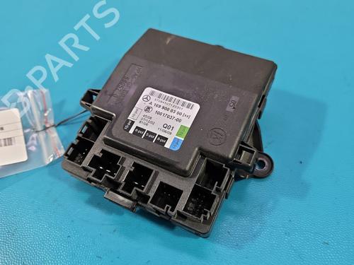 Used Electronic module Electronic module MERCEDES-BENZ B-CLASS Sports Tourer (W245) B 200 (245.233) (136 hp) 39585700 39585700