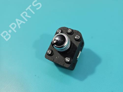 switch-audi-a4-b9-8w2-8wc-2015-37856241 main image