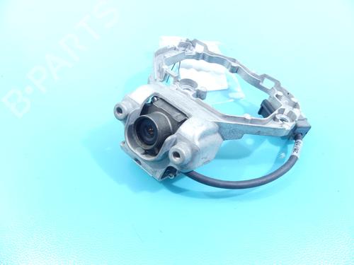 camera-volvo-xc60-i-suv-156-2008-2009-2010-2011-2012-2013-2014-2015-2016-2017-2018-37880423 main image
