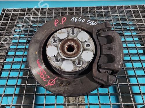 Used Right front steering knuckle Right front steering knuckle MITSUBISHI OUTLANDER II (CW_W) 2.0 DI-D (CW8W) (140 hp) 40504828 40504828