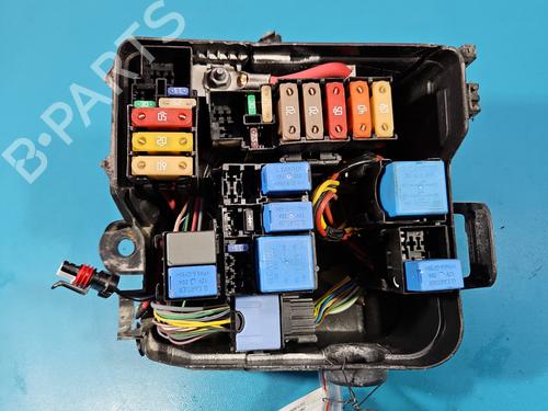 Fuse box DACIA LODGY (JS_) 1.6 LPG (JSAV) | BP38000355E1 - Image 9