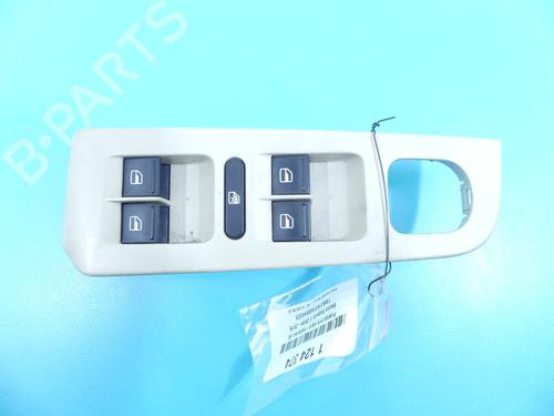 switch-skoda-superb-ii-estate-3t5-2009-2010-2011-2012-2013-2014-2015-37879251 main image
