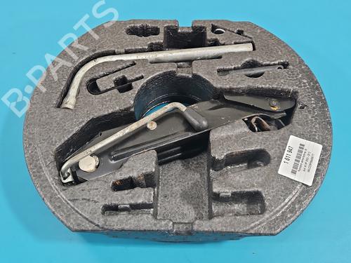 jack-kit-audi-a3-sportback-8pa-2004-2005-2006-2007-2008-2009-2010-2011-2012-2013-2014-2015-37859875 main image