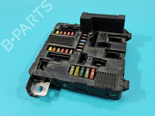 Used Fuse box Fuse box RENAULT MEGANE II Estate (KM0/1_) 1.6 (113 hp) 39917376 39917376