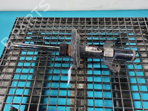 Used Left front shock absorber Left front shock absorber ALFA ROMEO GIULIETTA (940_) 1.4 TB (940FXB1A, 940FXB11) (170 hp) 38150114 38150114