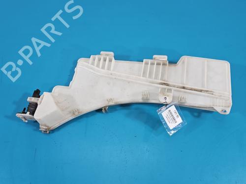 Used Windscreen washer tank Windscreen washer tank PEUGEOT 5008 II (MC_, MJ_, MR_, M4_) 1.5 BlueHDi 130 (MCYHZJ, MCYHZR, MCYHZX) (131 hp) 40043117 40043117