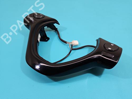 Used Steering wheel controls Steering wheel controls 38136883 38136883