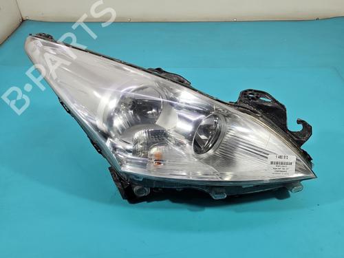 Used Right headlight Right headlight PEUGEOT 5008 (0U_, 0E_) 1.6 16V (156 hp) 38137516 38137516