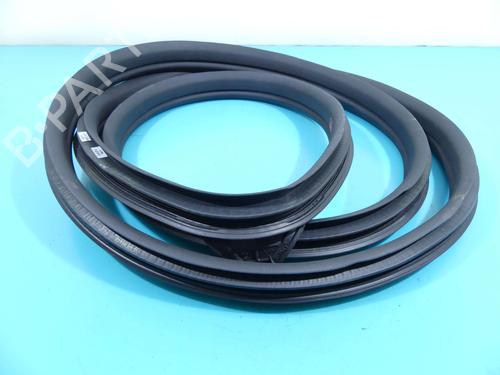 rubber-door-seal-mercedes-benz-cls-c218-2011-2012-2013-2014-2015-2016-2017-37886189 main image