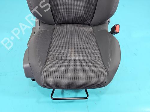 Right front seat PEUGEOT 508 SW I (8E_) 2.0 BlueHDi 150 | BP37818655C16 - Image 4