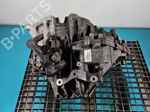 Gearbox VOLVO V40 Hatchback (525) D4 | BP38138792M3  - Image 7