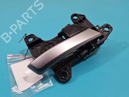 Used Rear right interior door handle Rear right interior door handle HYUNDAI ELANTRA VI Saloon (AD, ADA) 1.6 (128 hp) 38126918 38126918