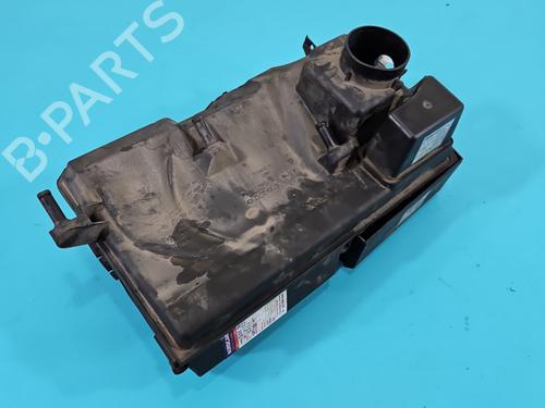 Used Air filter box Air filter box VOLVO V50 (545) 2.4 (140 hp) 38138112 38138112