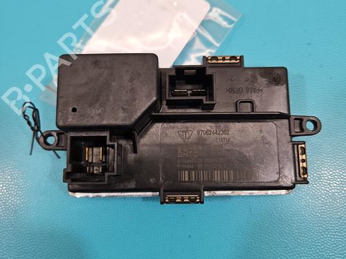 Heater resistor PORSCHE PANAMERA (970) | BP38146167M108 - Image 2