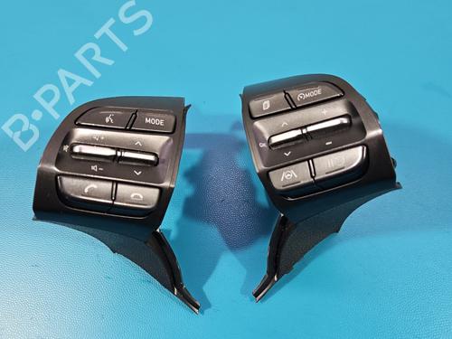 Used Steering wheel controls Steering wheel controls HYUNDAI i30 Estate (PDE) [2017-2026] 39720358 39720358