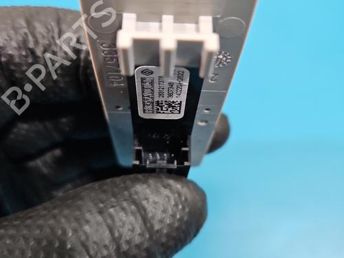 Electronic module RENAULT KADJAR (HA_, HL_) | BP38147977M83 - Image 5