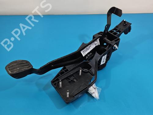Pedal Pedal 37834079 37834079
