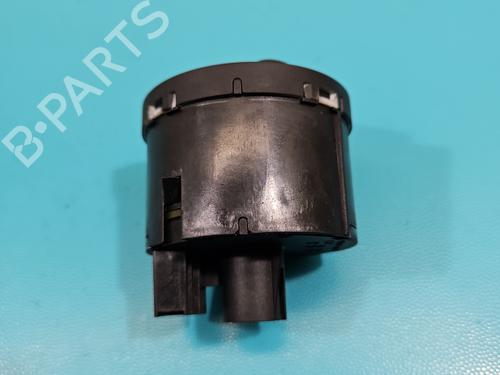 Headlight switch SKODA KAROQ (NU7, ND7) 1.5 TSI | BP38130735I24 - Image 11