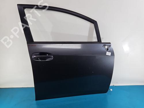 right-front-door-toyota-verso-_r2_-2009-2010-2011-2012-2013-2014-2015-2016-2017-2018-37852359 main image