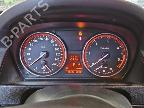 Used Instrument cluster Instrument cluster BMW X1 (E84) sDrive 20 d (184 hp) 40527996 40527996