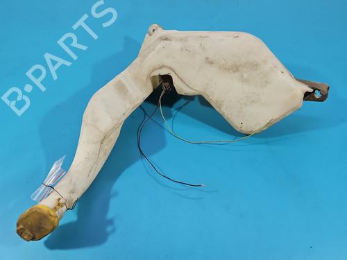 Used Windscreen washer tank Windscreen washer tank RENAULT MASTER II Van (FD) 2.5 dCi 120 (FD0M, FD0U, FD0W, FD2M, FD2W, FD3M, FD3U,... (115 hp) 39987269 39987269