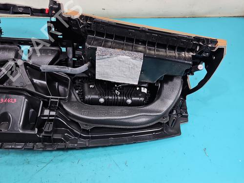 Instrumentbræt BMW 5 (G30, F90) 520 d xDrive | BP37828960C46 - Image 8
