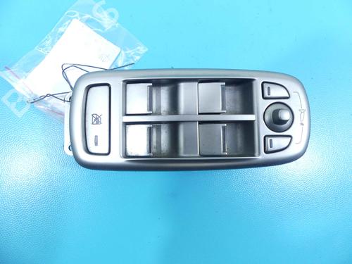 switch-jaguar-xf-i-x250-2008-2009-2010-2011-2012-2013-2014-2015-37881250 main image