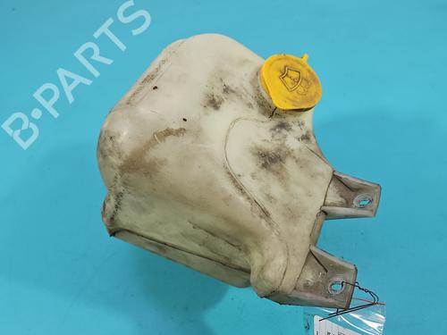 Used Windscreen washer tank Windscreen washer tank 37827443 37827443