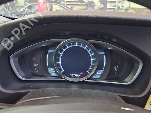 instrument-cluster-volvo-v40-hatchback-525-2012-2013-2014-2015-2016-2017-2018-2019-37858551 main image