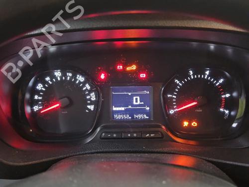 instrument-cluster-toyota-proace-van-mdz_-2016-38121566 main image