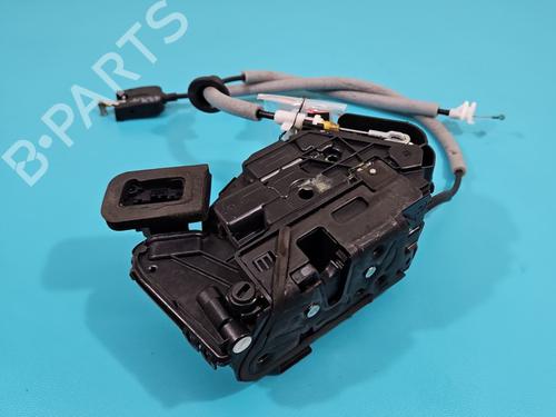 rear-left-lock-skoda-karoq-nu7-nd7-2017-38119822 main image
