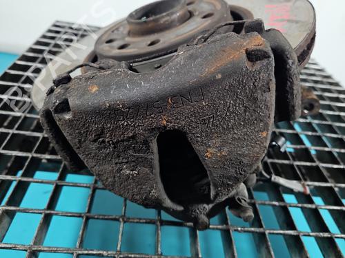 Used Right front brake caliper Right front brake caliper 37821638 37821638