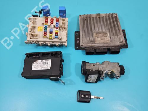 engine-control-unit-ecu-nissan-almera-ii-hatchback-n16-2000-37819548 main image