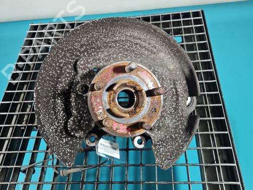 Used Right rear steering knuckle Right rear steering knuckle LAND ROVER RANGE ROVER EVOQUE (L538) 2.0 4x4 (241 hp) 40189225 40189225