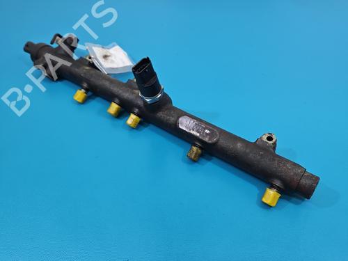Used Injection rail Injection rail HYUNDAI SANTA FÉ I (SM) 2.0 CRDi (113 hp) 40078729 40078729