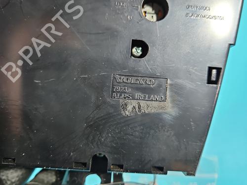 Climate control VOLVO S60 I (384) 2.4 D | BP37854321I5 - Image 8