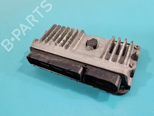 engine-control-unit-ecu-toyota-auris-_e18_-2012-2013-2014-2015-2016-2017-2018-2019-37847654 main image