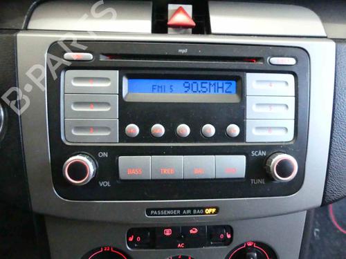 Used Radio Radio VW PASSAT B6 (3C2) 2.0 TFSI (200 hp) 37879650 37879650