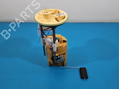 Used Fuel pump Fuel pump BMW X5 (F15, F85) xDrive 30 d (258 hp) 37823643 37823643